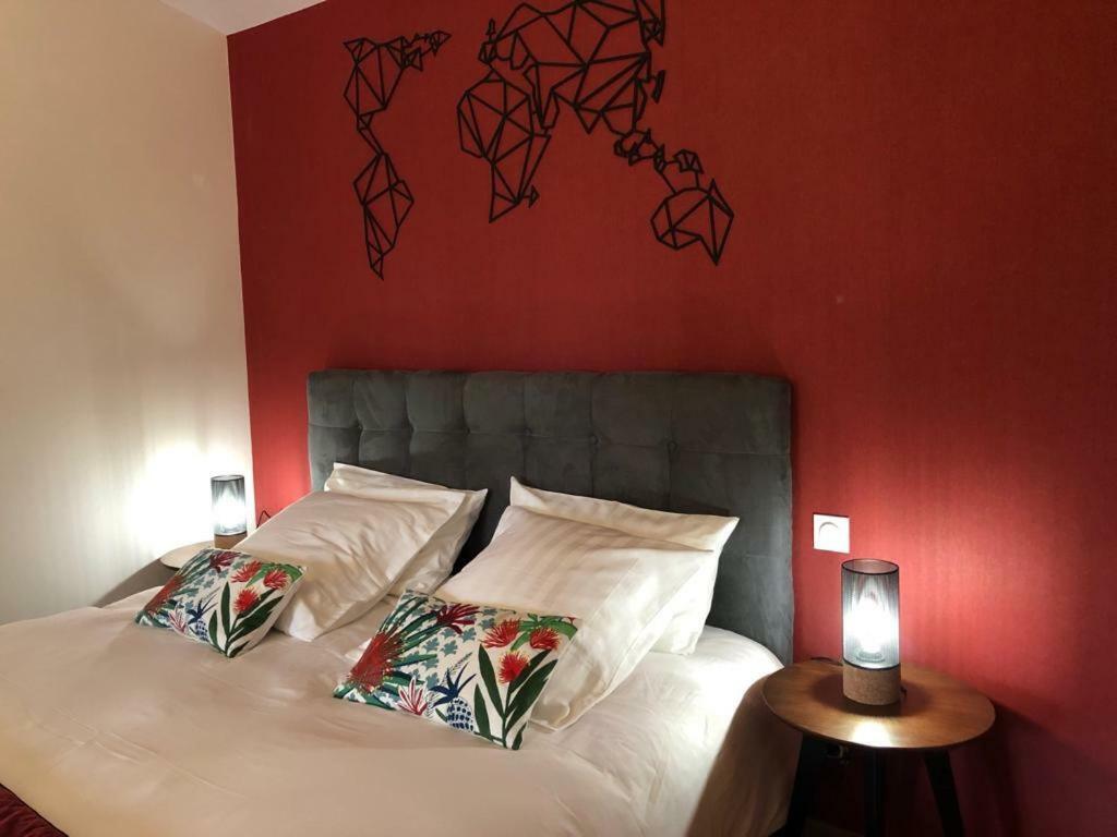 L Esprit Du Clain Chambres D Hotes Bandb De Standing Proches Du Futuroscope Golf Et Lac De St Cyr Naintre Экстерьер фото