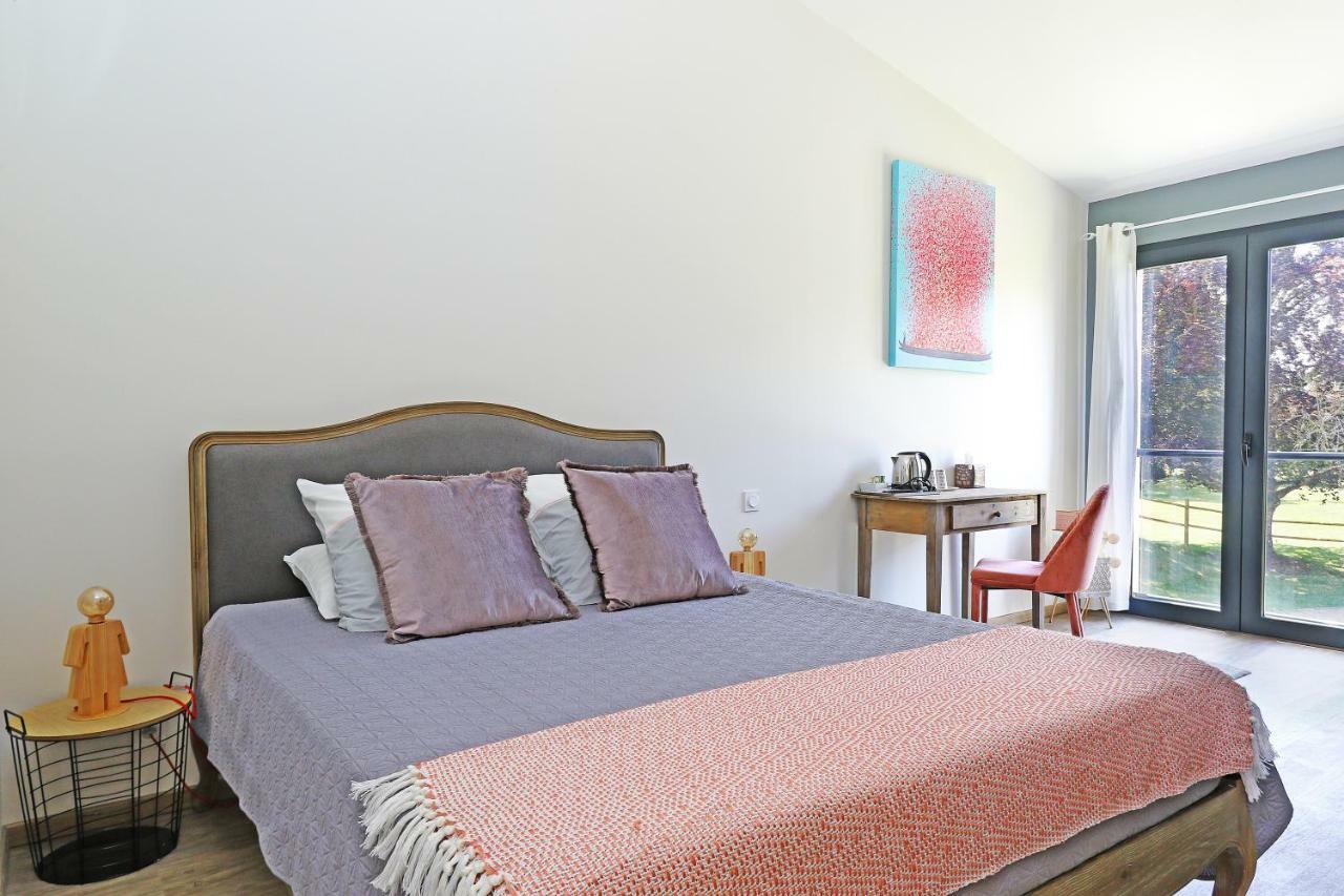 L Esprit Du Clain Chambres D Hotes Bandb De Standing Proches Du Futuroscope Golf Et Lac De St Cyr Naintre Экстерьер фото