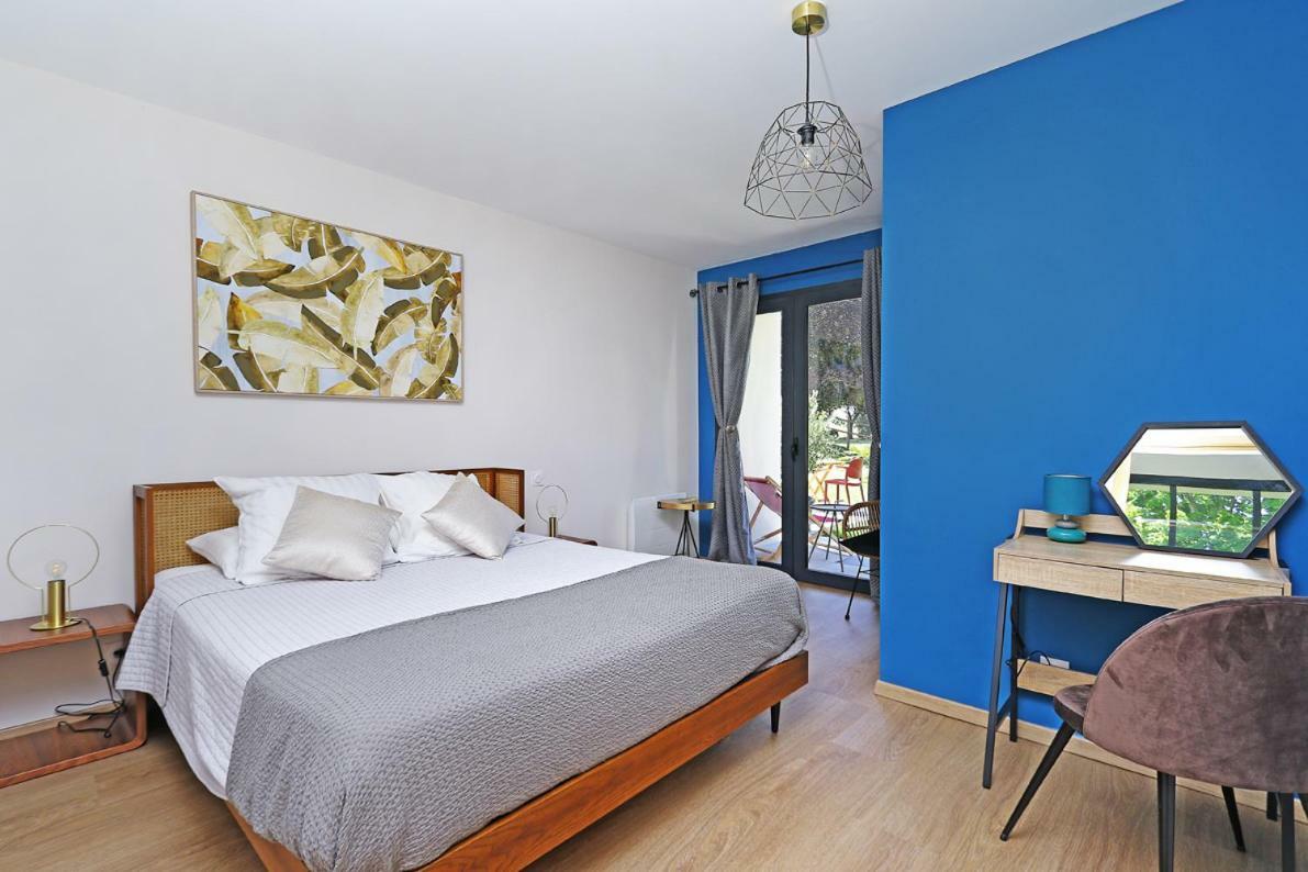 L Esprit Du Clain Chambres D Hotes Bandb De Standing Proches Du Futuroscope Golf Et Lac De St Cyr Naintre Экстерьер фото