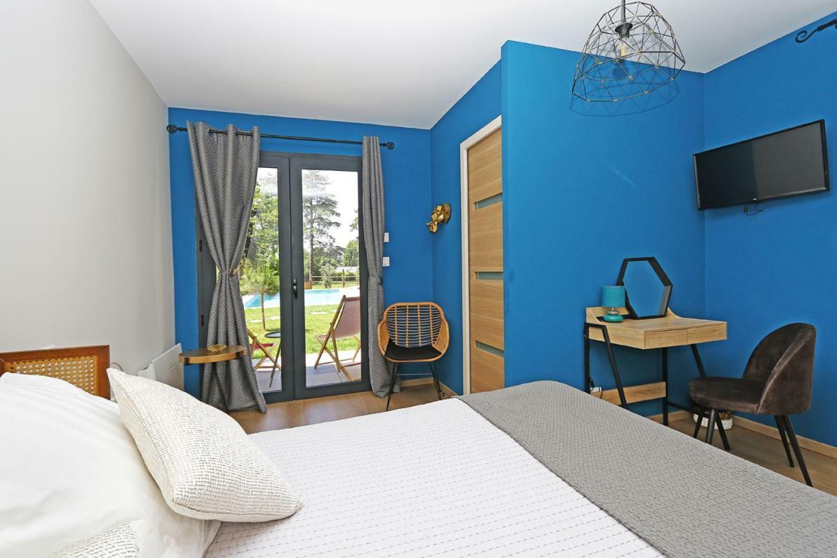L Esprit Du Clain Chambres D Hotes Bandb De Standing Proches Du Futuroscope Golf Et Lac De St Cyr Naintre Экстерьер фото